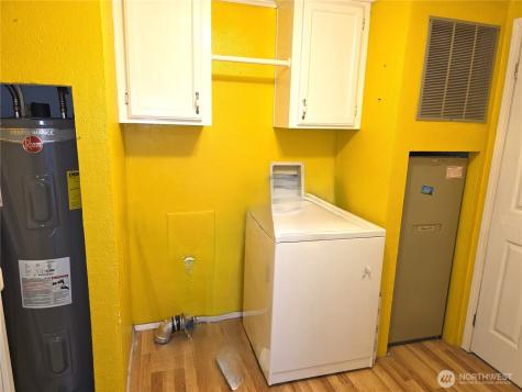 2421 S 370th Place Federal Way WA 98003