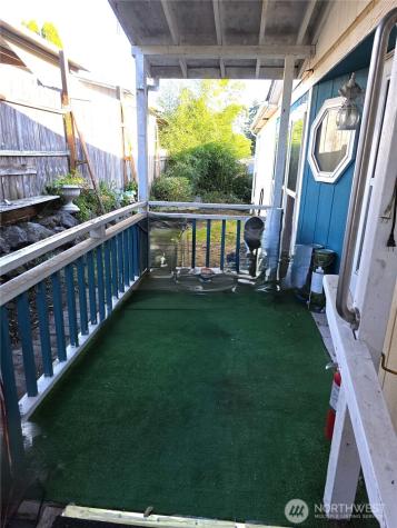 2421 S 370th Place Federal Way WA 98003