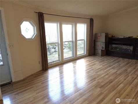 2421 S 370th Place Federal Way WA 98003