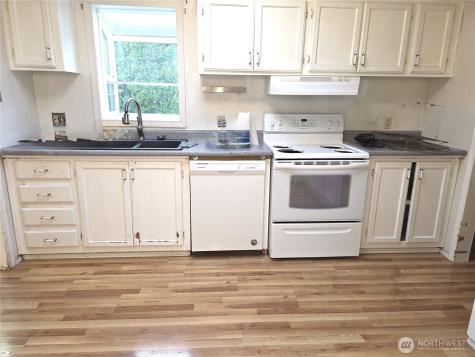 2421 S 370th Place Federal Way WA 98003
