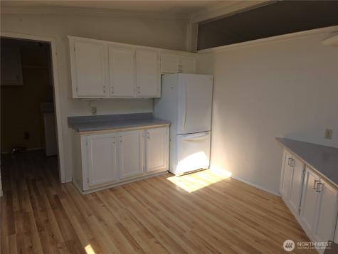 2421 S 370th Place Federal Way WA 98003
