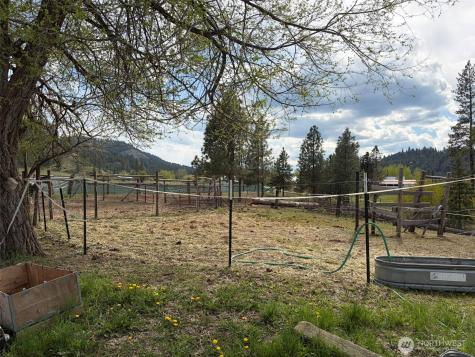 17525 Highway 21 N Malo WA 99150
