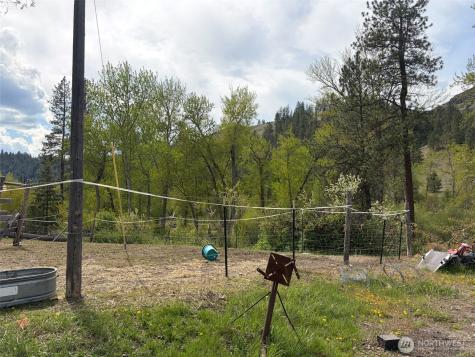 17525 Highway 21 N Malo WA 99150