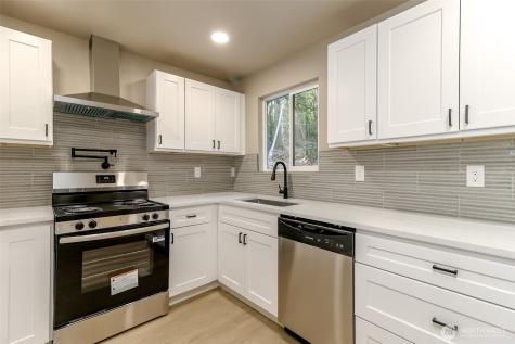 14410 Goodrich Drive NW Gig Harbor WA 98329