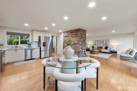 16127 SE 5th Street Bellevue WA 98008