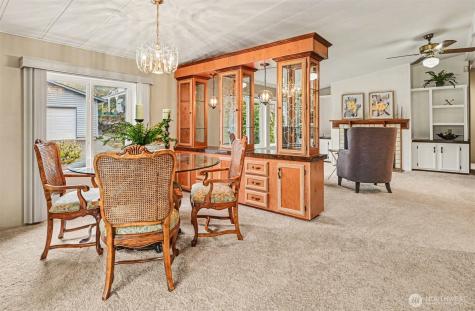 17308 Woodcrest Drive NE Bothell WA 98011
