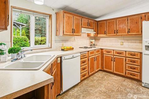 17308 Woodcrest Drive NE Bothell WA 98011