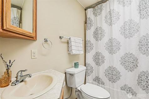 17308 Woodcrest Drive NE Bothell WA 98011