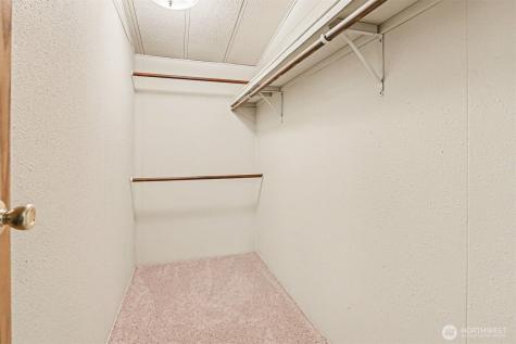 17308 Woodcrest Drive NE Bothell WA 98011