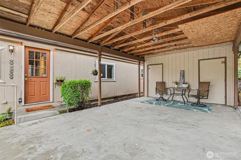 17308 Woodcrest Drive NE Bothell WA 98011