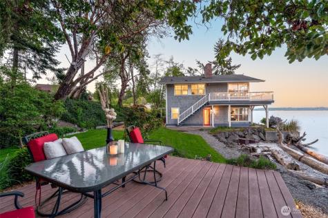 9788 Manitou Beach Drive NE Bainbridge Island WA 98110