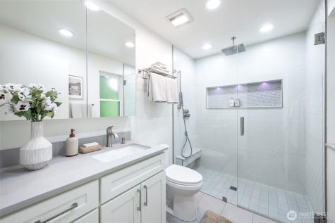 15806 SE 166th Place Renton WA 98058