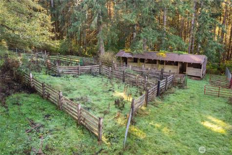 201 Jylha Rochester WA 98579
