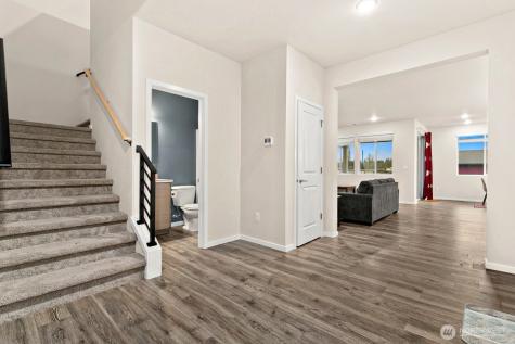 2810 180th Street Court E Tacoma WA 98445