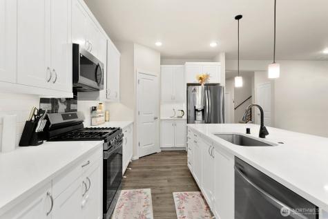 2810 180th Street Court E Tacoma WA 98445
