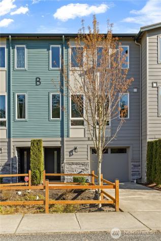 17905 35th Avenue SE Bothell WA 98012