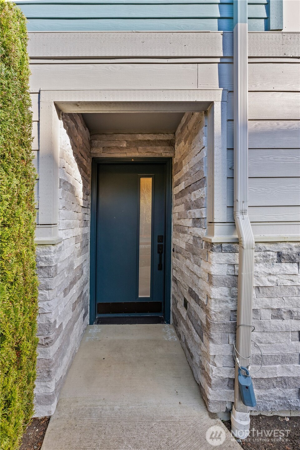 17905 35th Avenue SE Bothell WA 98012