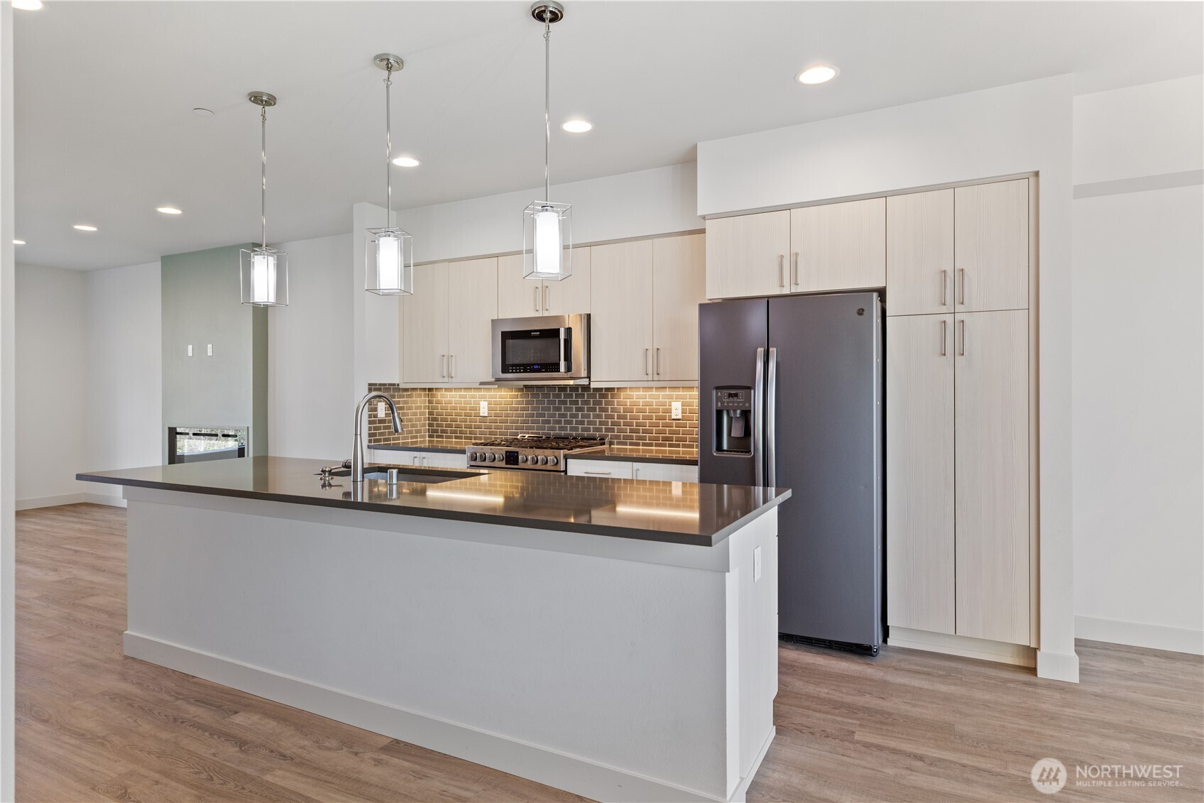 17905 35th Avenue SE Bothell WA 98012