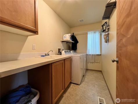 16008 89th Avenue E Puyallup WA 98375