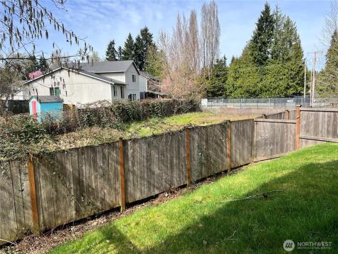 16008 89th Avenue E Puyallup WA 98375