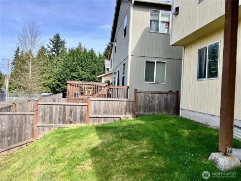 16008 89th Avenue E Puyallup WA 98375