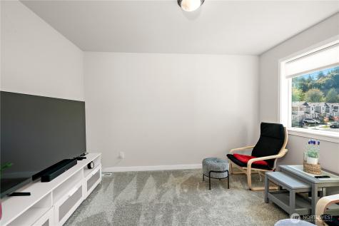 11124 43rd Avenue SE Everett WA 98208