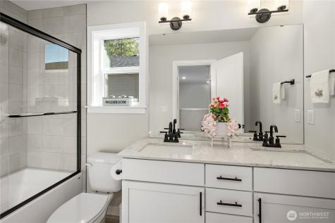 11124 43rd Avenue SE Everett WA 98208