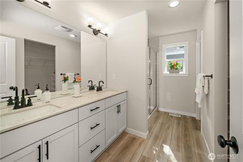 11124 43rd Avenue SE Everett WA 98208