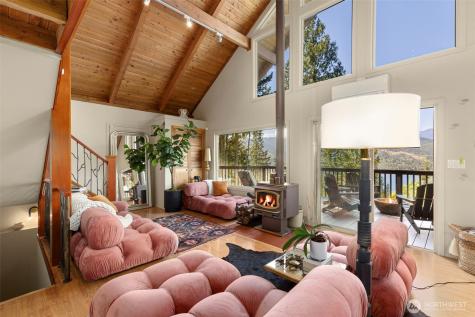19748 NW Stavis Bay Road Seabeck WA 98380