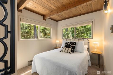 19748 NW Stavis Bay Road Seabeck WA 98380