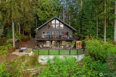 19748 NW Stavis Bay Road Seabeck WA 98380