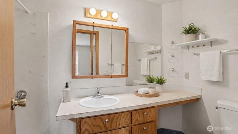 12380 SE 221st Street Kent WA 98031