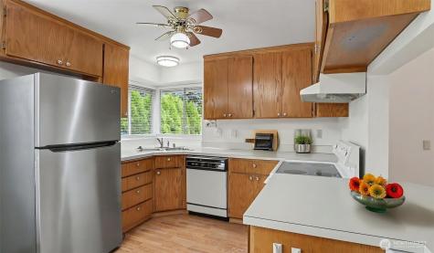 12380 SE 221st Street Kent WA 98031