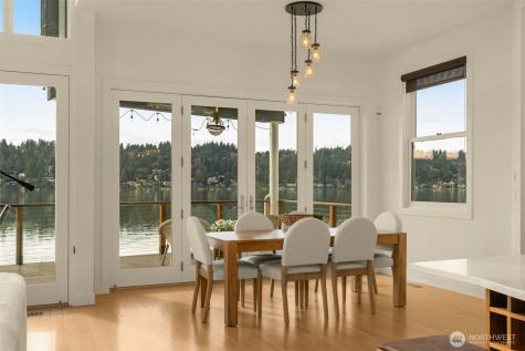 6007 Hazelwood Lane SE Bellevue WA 98006