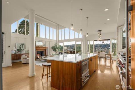 6007 Hazelwood Lane SE Bellevue WA 98006