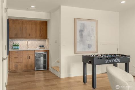 6007 Hazelwood Lane SE Bellevue WA 98006