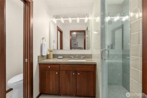 6007 Hazelwood Lane SE Bellevue WA 98006