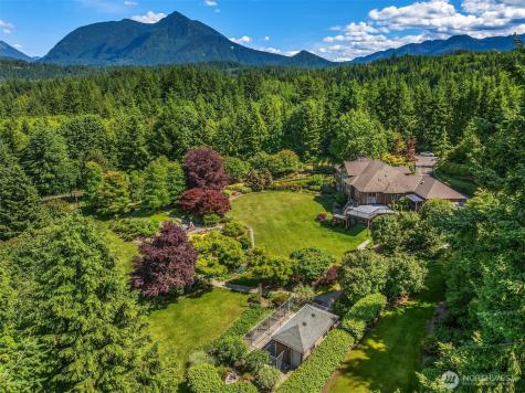42520 SE 149th Place North Bend WA 98045