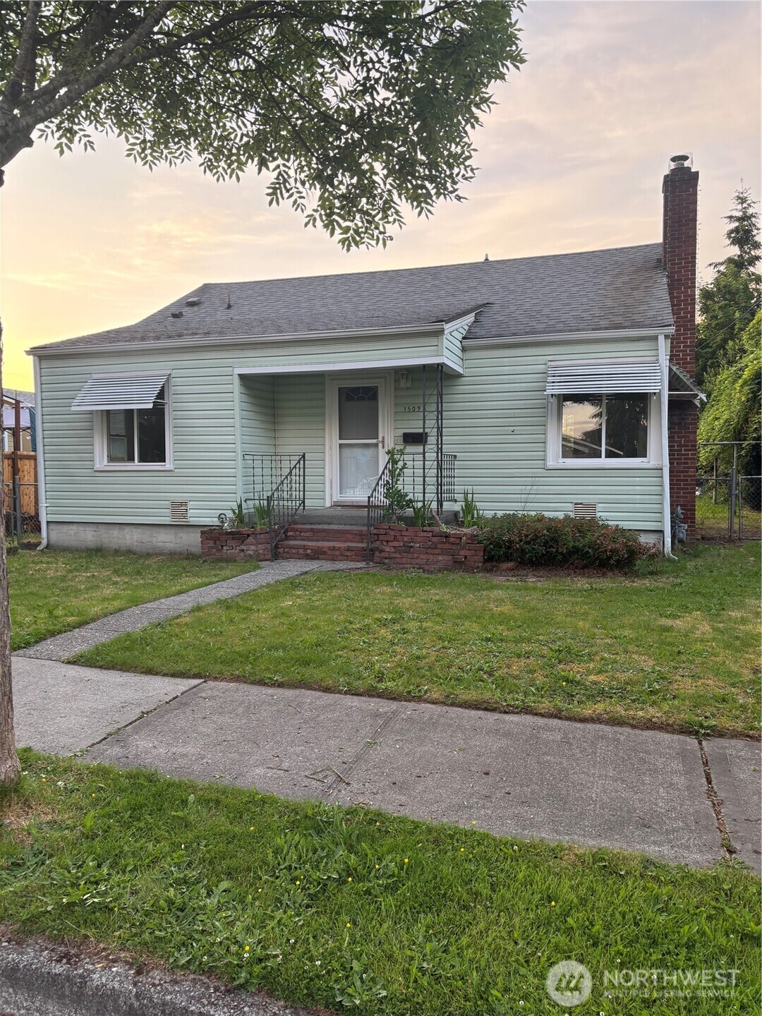 1509 Everett's Addition Street Sumner WA 98390