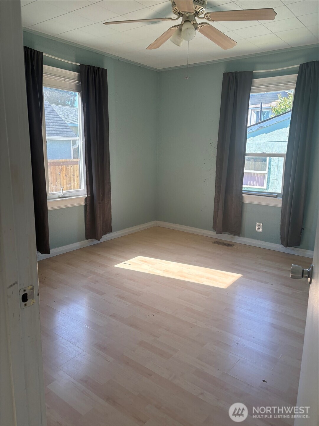 1509 Everett St Street Sumner WA 98390