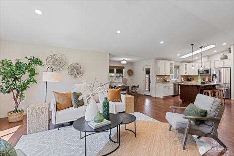 15624 42nd Drive SE Bothell WA 98012