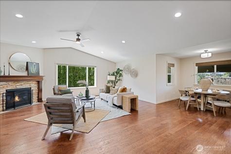 15624 42nd Drive SE Bothell WA 98012
