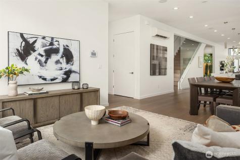 2418 6th Avenue W Seattle WA 98119