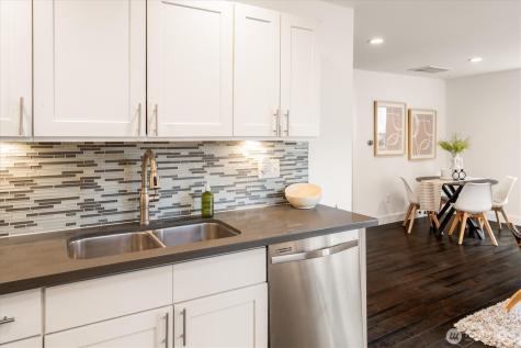 4513 Cascadia Avenue S Seattle WA 98118
