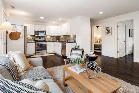 4513 Cascadia Avenue S Seattle WA 98118