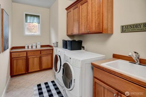 23419 SE 51st Place Issaquah WA 98029