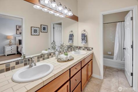 23419 SE 51st Place Issaquah WA 98029