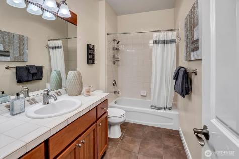 23419 SE 51st Place Issaquah WA 98029