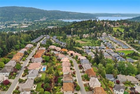 23419 SE 51st Place Issaquah WA 98029