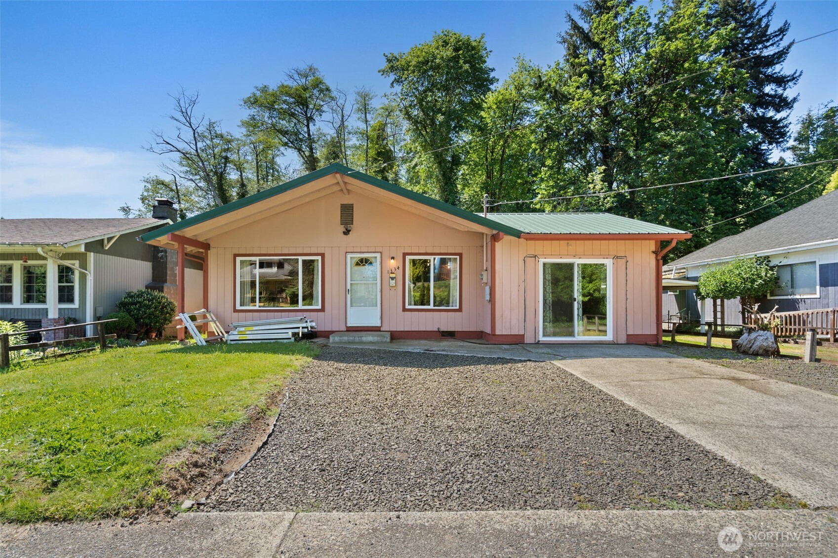 1334 Larch Street Raymond WA 98577